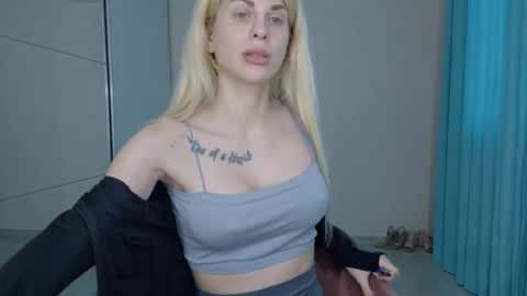mia_angel online show from 05.23.26