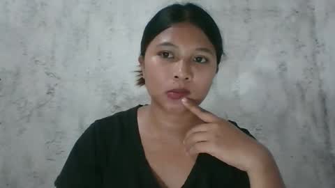 Snapshot of mia_bella04 chatting on 09.25.25 mia_bella04 online show from 09.25.25