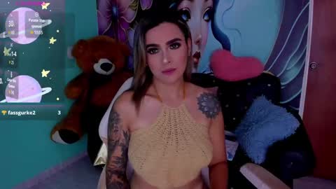 Mia online show from 04.19.26