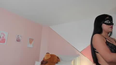 Mia Cano online show from 10.31.25