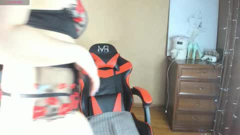 Ami online show from 12.04.25