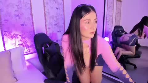 Snapshot of mia_collins96 chatting on 07.07.26 M I A online show from 07.07.26