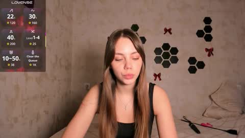 Snapshot of mia_com chatting on 01.17.26 Mia next stream Thursday 1400 UTC1 Friday 1400 UTC1 online show from 01.17.26