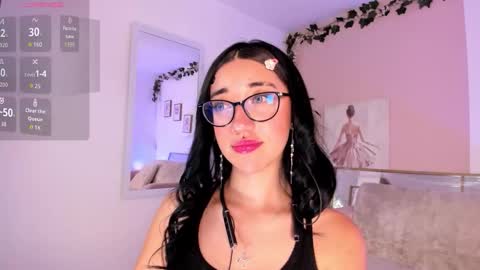 mia_corner online show from 11.29.25