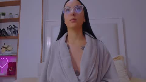 Sarah Luna online show from 03.02.25