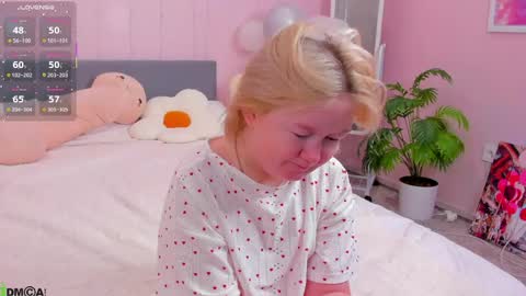 Mia online show from 03.22.26