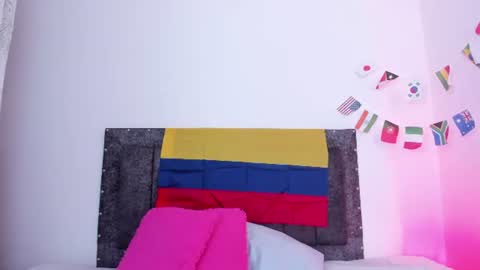 Snapshot of mia_foox12 chatting on 07.12.26 FERNANDA online show from 07.12.26