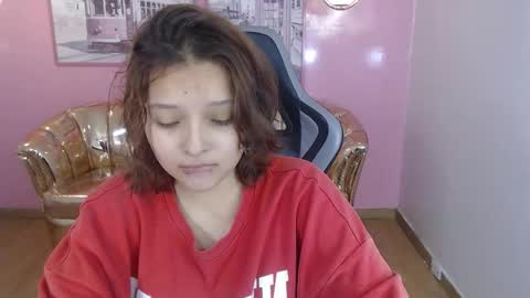 Mia online show from 12.18.25