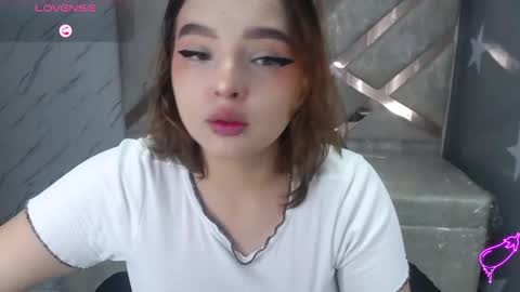 Mia online show from 03.23.26