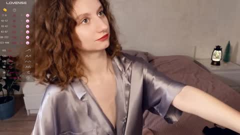 Mia  online show from 01.29.25