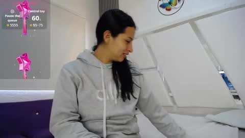 Snapshot of mia_garcia28 chatting on 03.18.26 mia_garcia28 online show from 03.18.26
