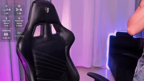 Mia online show from 01.05.25