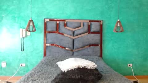 Mia online show from 01.07.26