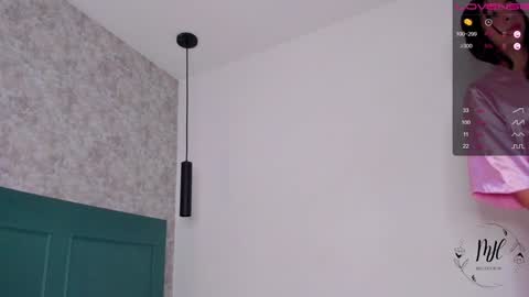 Snapshot of mia_holson chatting on 12.05.24 I am Mia online show from 12.05.24