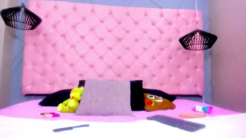 Mia online show from 01.13.26