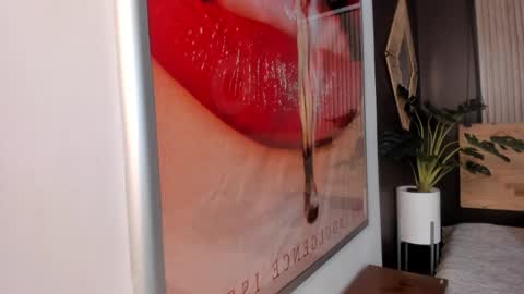 Val  online show from 09.10.25