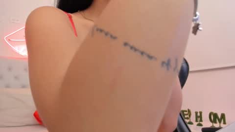    online show from 02.05.25