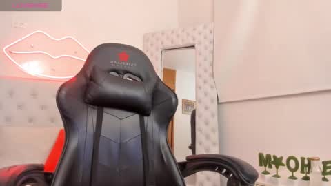    online show from 02.10.25