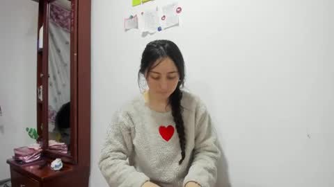 mia kaneee online show from 01.13.25