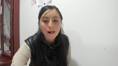 mia kaneee online show from 02.16.25