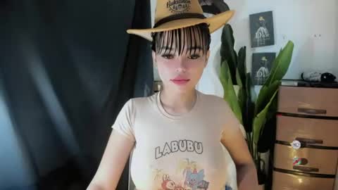 M I A online show from 07.02.26
