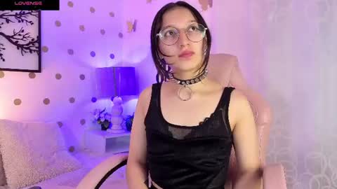 Snapshot of mia_luna0 chatting on 07.02.26 Mia online show from 07.02.26