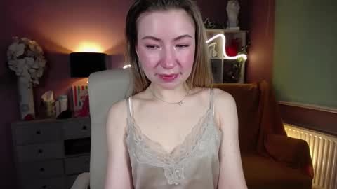 Mia online show from 01.25.25