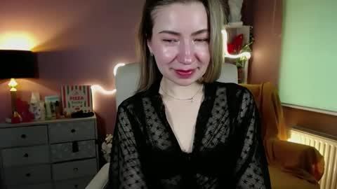 Mia online show from 02.24.25