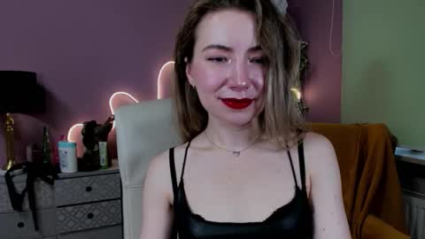 Mia online show from 10.09.25