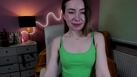 Mia online show from 12.19.25