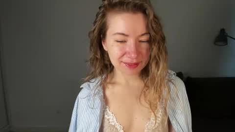 Mia online show from 01.14.26