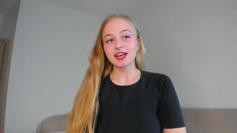 Mia here Appreciate your support online show from 11.05.25