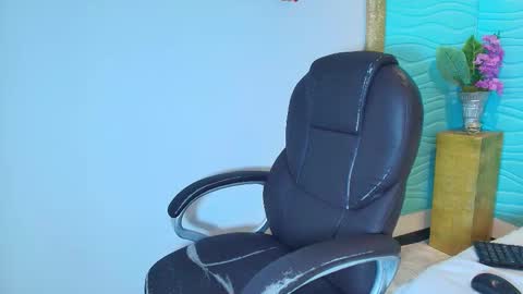 mia montess online show from 01.16.26