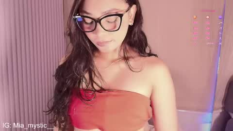 Snapshot of mia_mystic_ chatting on 06.09.26 Mia Schedule 7am to 2pm Col online show from 06.09.26