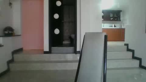 Mia  online show from 12.15.24