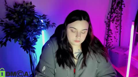 Mia online show from 02.21.26