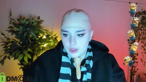 Mia online show from 02.25.26