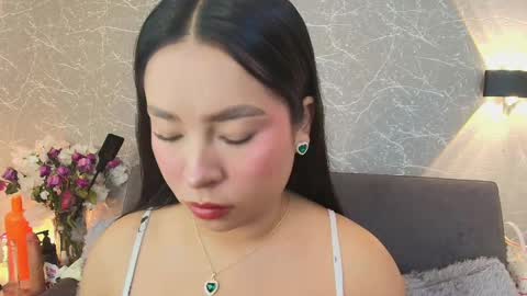 Snapshot of mia_roux13 chatting on 02.24.25 Mia Roux online show from 02.24.25