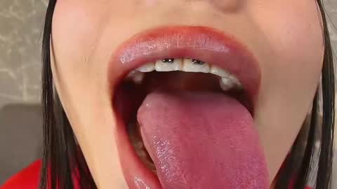 Snapshot of mia_roux13 chatting on 02.27.25 Mia Roux online show from 02.27.25