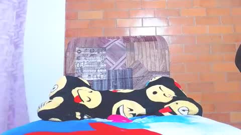 Snapshot of mia_saint20 chatting on 12.10.24 Cintia Rodriguez online show from 12.10.24