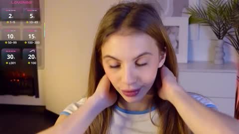 Mia online show from 11.25.25