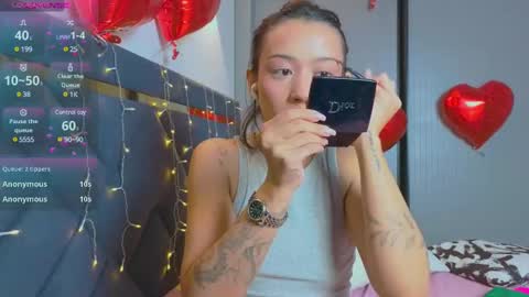 Mia online show from 02.14.25