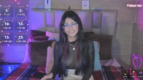 Mia online show from 06.25.26