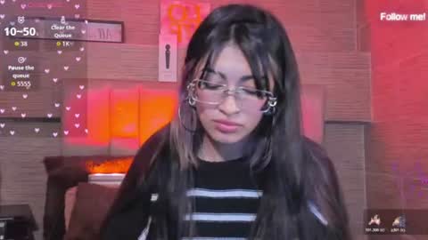 Mia online show from 07.15.26