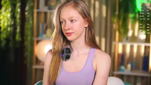 Snapshot of mia_vebes chatting on 02.28.26 Mia online show from 02.28.26