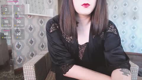 Snapshot of mia_wallase chatting on 10.01.25 mia_wallase online show from 10.01.25