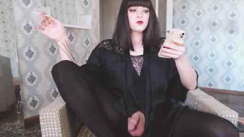 Snapshot of mia_wallase chatting on 05.12.26 mia_wallase online show from 05.12.26