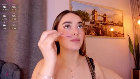 Mia White  online show from 03.06.25