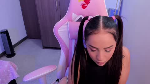 Snapshot of miaa_06 chatting on 02.22.25 mia nicolle online show from 02.22.25