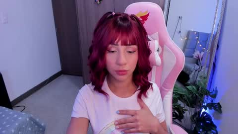 Snapshot of miaa_06 chatting on 02.28.25 mia nicolle online show from 02.28.25